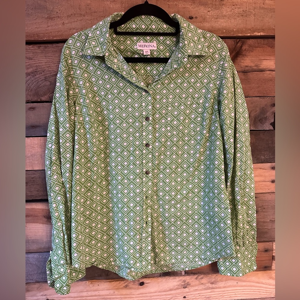 Merona women’s collared button down shirt sz S